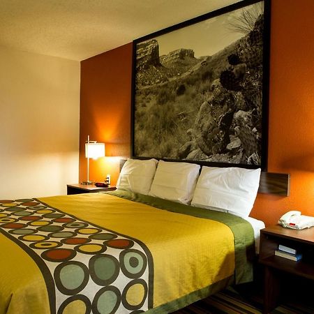 ซูเปอร์ 8 บาย วินด์แฮม วูดวาร์ด Hotel Woodward ภายนอก รูปภาพ