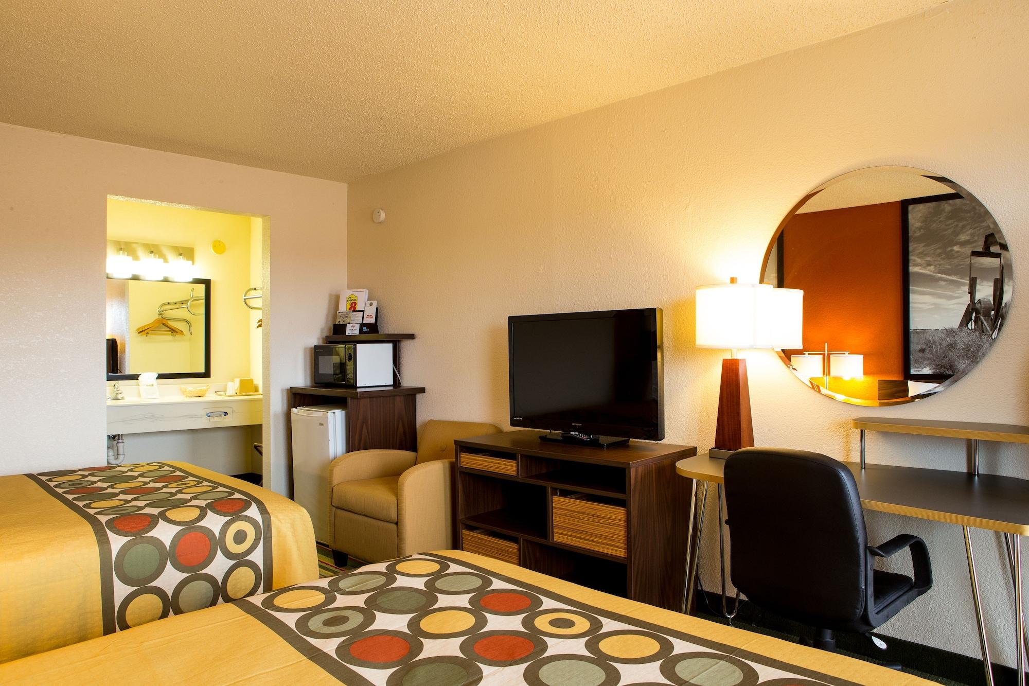 ซูเปอร์ 8 บาย วินด์แฮม วูดวาร์ด Hotel Woodward ภายนอก รูปภาพ