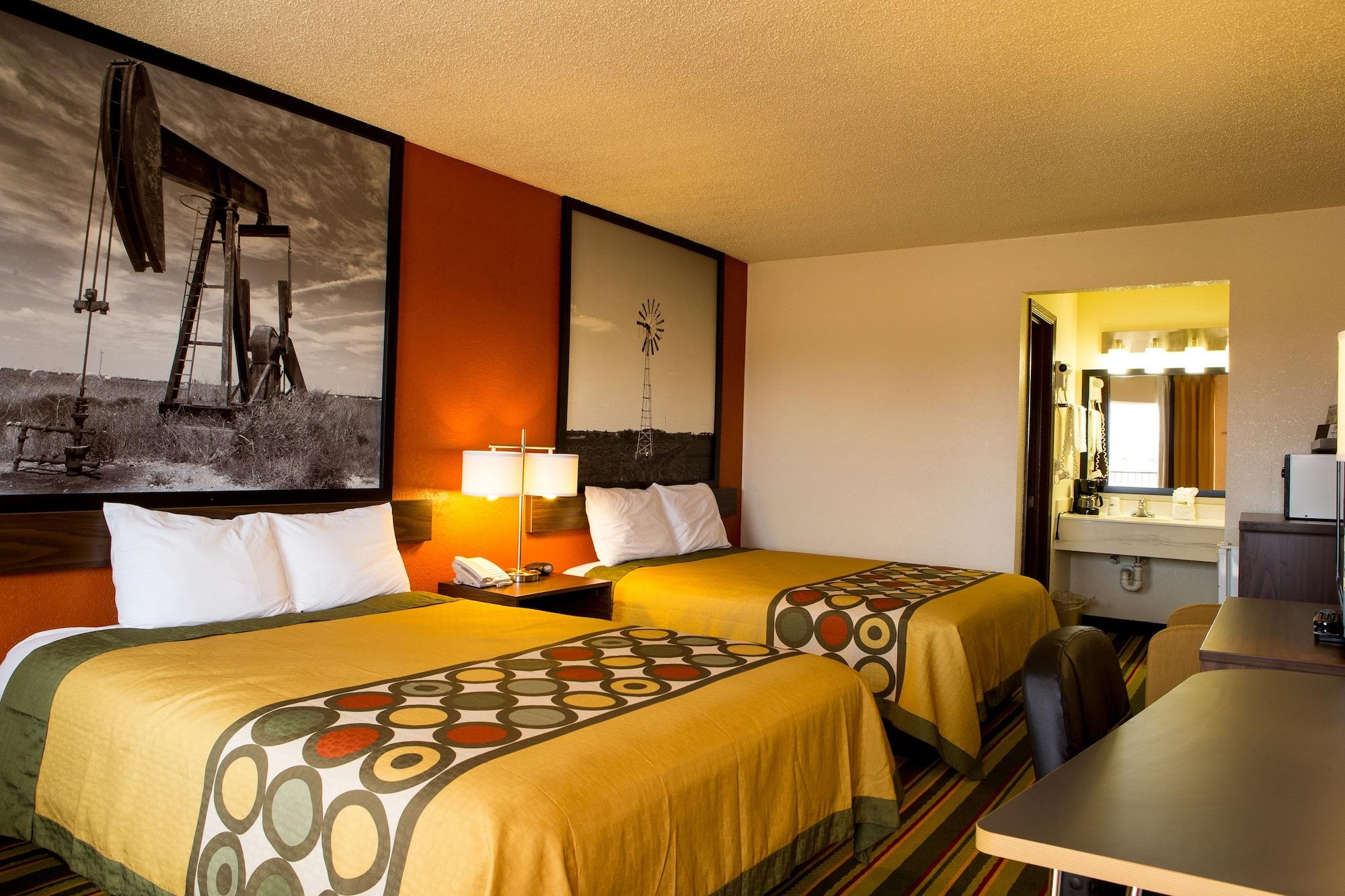 ซูเปอร์ 8 บาย วินด์แฮม วูดวาร์ด Hotel Woodward ภายนอก รูปภาพ